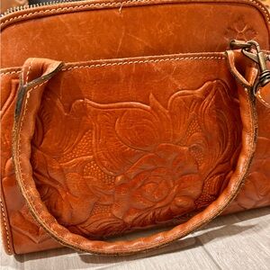 Patricia Nash leather floral cross body f